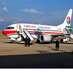 阿荣机场托运航空快运业稳步发展的原因是什么？